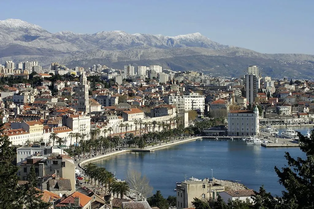 Apartment Sakal Split 0*,  Croatia
